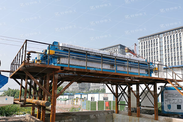 污泥壓濾機運行中這三點解決了，還怕運行中跑偏嗎？