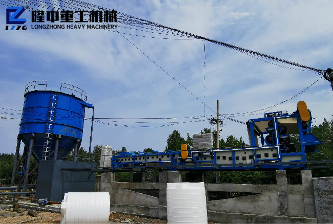 壓濾機(jī)現(xiàn)場